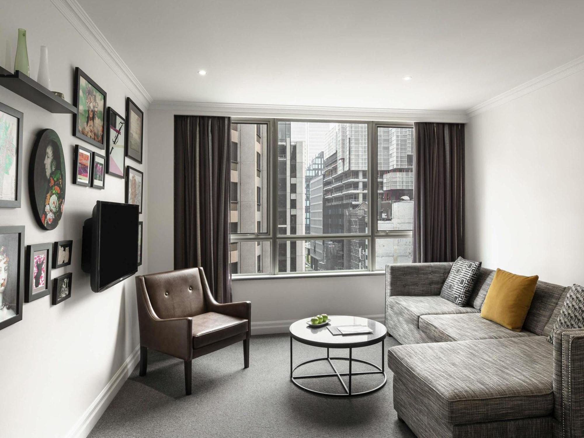 Mantra 2 Bond Street 4* Sydney